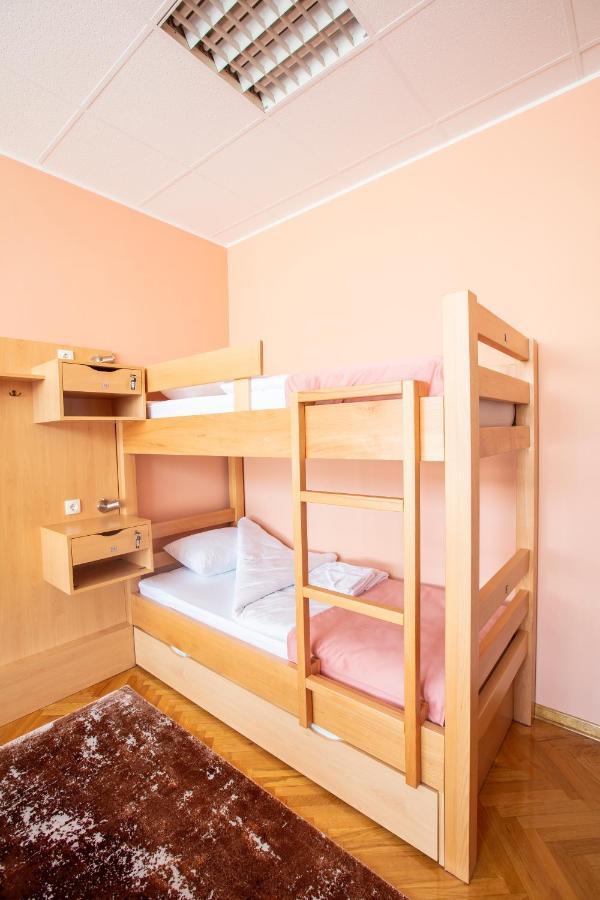 Hostel Amd بلغراد المظهر الخارجي الصورة
