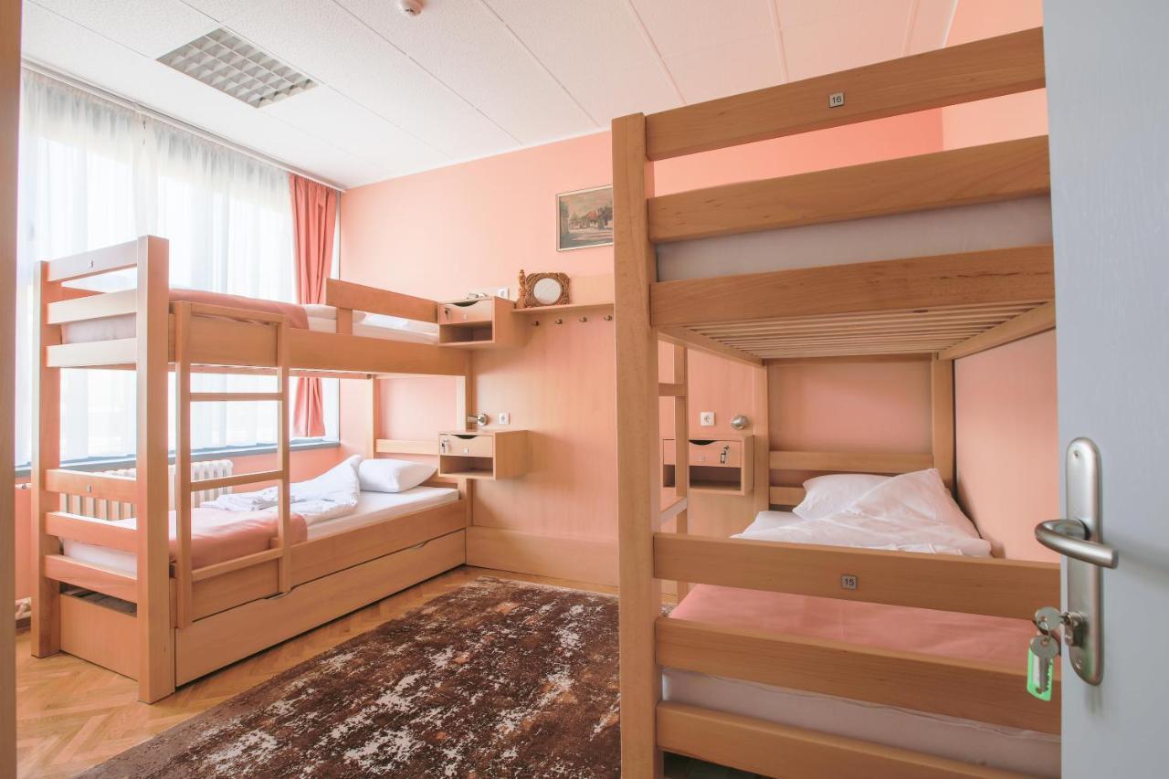 Hostel Amd بلغراد المظهر الخارجي الصورة