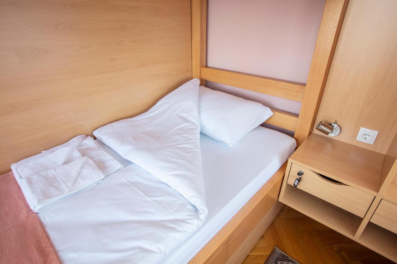 Hostel Amd بلغراد المظهر الخارجي الصورة